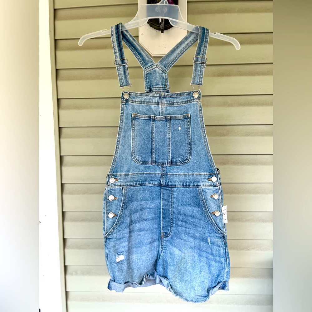 No Boundaries Junior Bib Overall Jean Shorts Blue Sz M Distressed Shortalls NWT